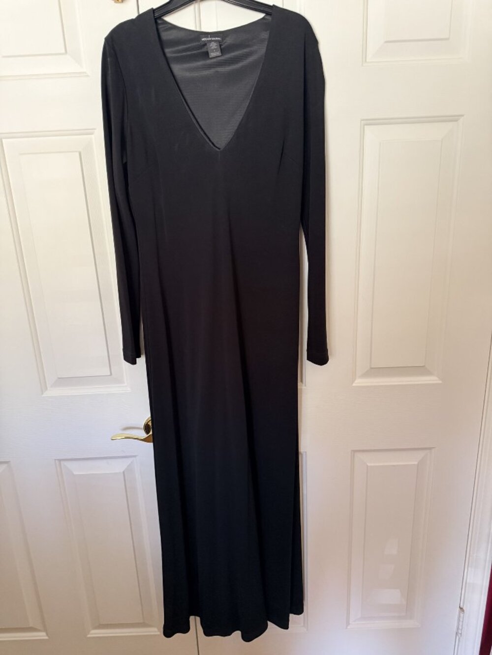 Long Black V-Neck Maxi Dress By Moda International Size L Womens Eveningwear